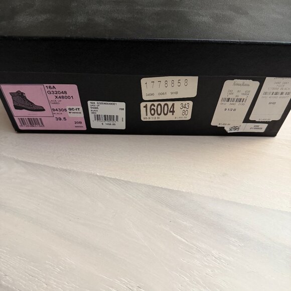 Chanel Lace Up Tweed Boot in Black sz 39.5 $1450 - Picture 6 of 6